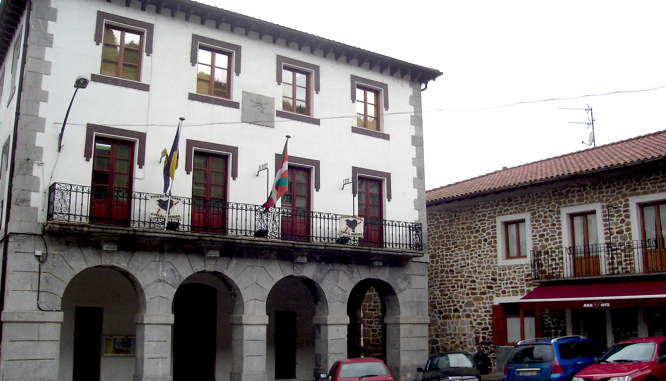 Dima Town Hall